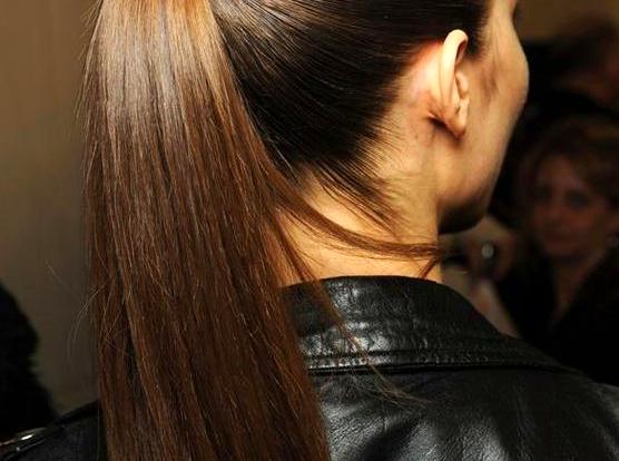 Mastering the Art of a Smooth Ponytail